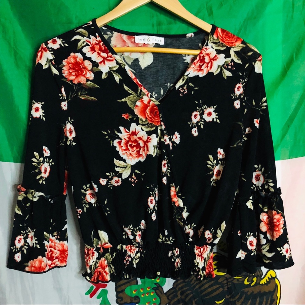 Old school floral bell sleeve